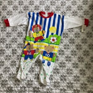 Vintage snugabye baby sleeper. New with tags. Size:20 pounds